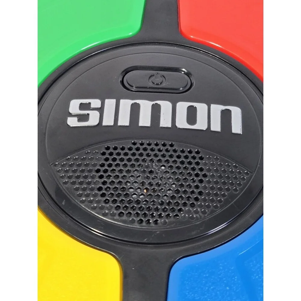Hasbro Simon Classic Electronic Memory Game E9383 2019 Tested Working